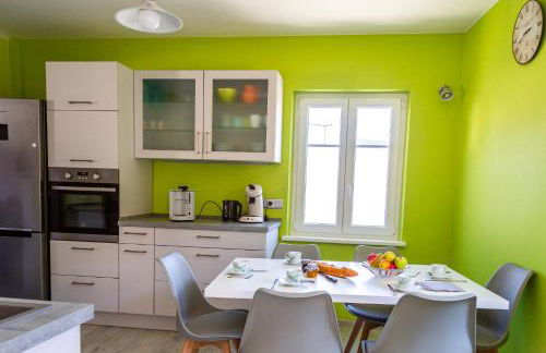 MA ROSE DES LUMIERES maison indépendante 6 personnes avec grande cour - Foto 5