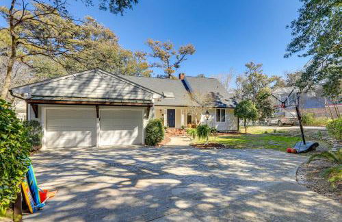 Waterfront Pine Knoll Shores Gem with Boat Dock - Foto 30