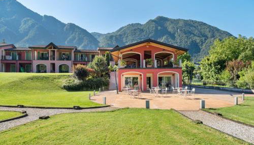 Spacious apartment in Idro with shared pool - Foto 1