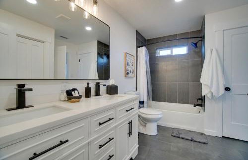 Modern Donnelly Cabin with Private Hot Tub - Foto 23