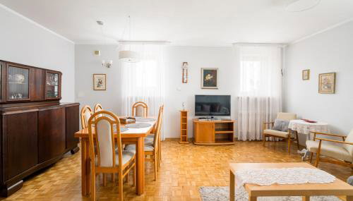 National Stadium Spacious Apartment by BookingHost - Foto 5