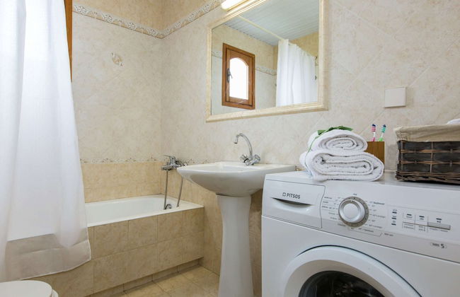 Villa in Adele With Pool & Olive Grove Views - Photo 19