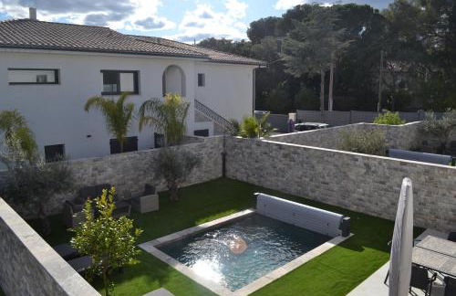 ETOILE DU BERGER Saint Aygulf 3 Villas et 4 appartements jardin individuel et piscine chauffée en saison - la mer et les plages 450 m - Foto 9