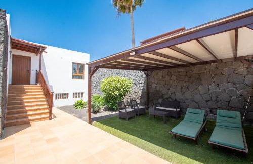 CASA LAURA VISTA LOBOS - spacious Villa with heatable pool and sea views - Photo 10