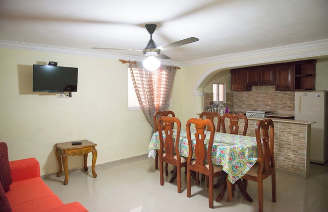 Spacious 2-bedroom Apartment With 2 Bathrooms Near SDQ Airport Fast Wi-fi & - Foto 1