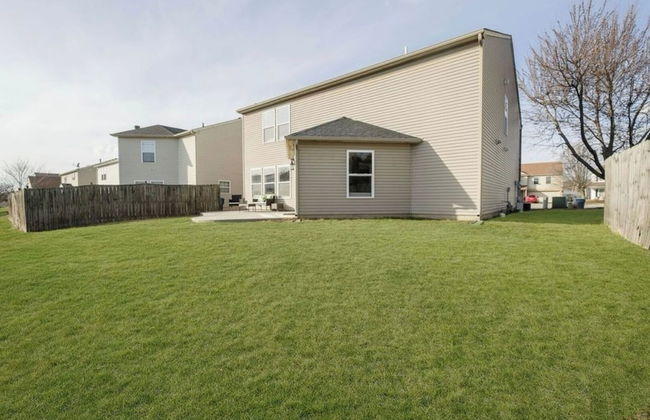 Spacious 4BR Home With Pool in Indianapolis - Foto 10