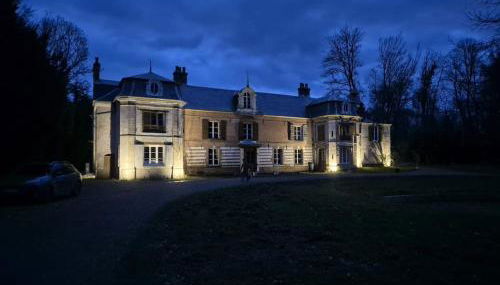 Château de charme avec parc arboré - Foto 4