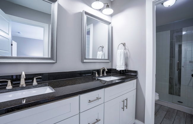 Classic Comfort - Photo 20