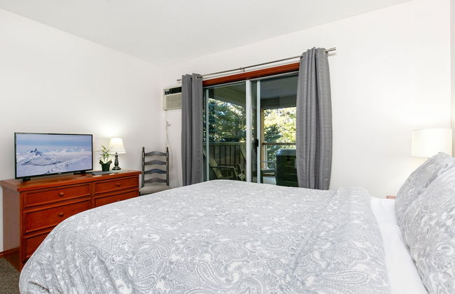 Glaciers Reach by AllSeason VR - Photo 6