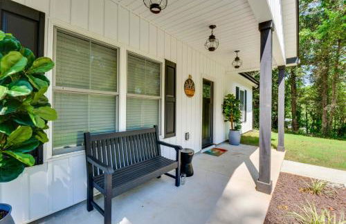 1 Mi to Lake Hartwell Updated Retreat with Patio! - Foto 26