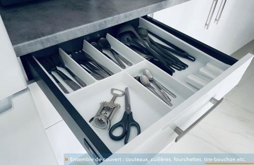 Appartement parisien neuf, moderne avec une grande salon, 2 chambres, 3 lits, parking gratuit, 15min de Paris et 13 min aéroport Orly - Foto 8