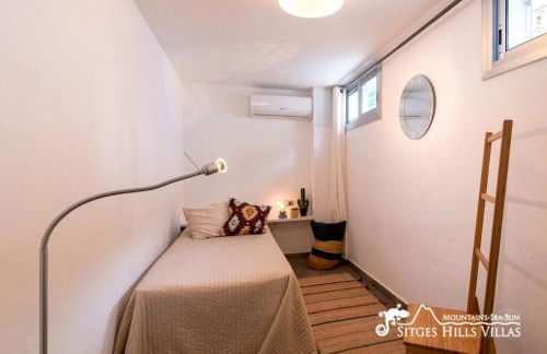 Cool & Modern Villa Giovanna with Air Conditioning, Private Pool & Sea Views - Foto 38