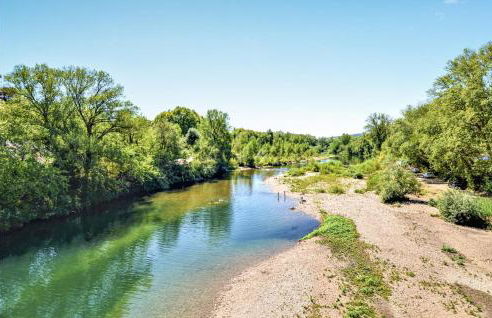 4 Bedroom Lovely Home In Bellegarde - Foto 44