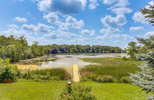 Private Lakefront Cabin with Hot Tub, Deck and Views - Foto 34
