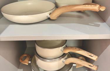 Luxury 2 bedroom Leeds City Apartment with Free parking & Jacuzzi bath - Foto 32