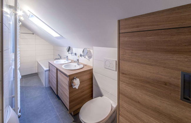 Holiday Home in Waimes With Garden - Photo 28