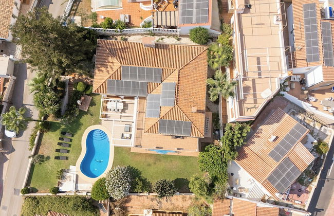 Spacious 3BR Villa with pool and views - Foto 52