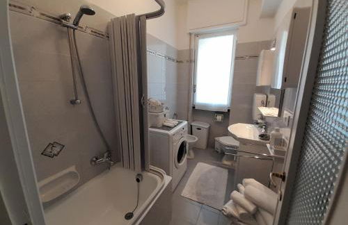 Sweet Lucy - Photo 11