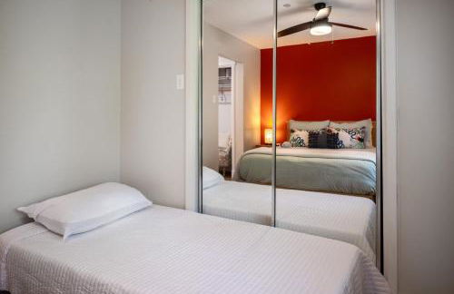 Downtown Bryan Treehouse Hot Tub and Peaceful Escape - Photo 24