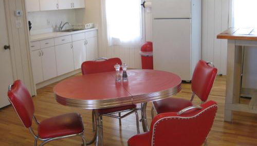 Secluded, Charming and Unique! Spacious Apartment EXCELLENT Central Location - Foto 2