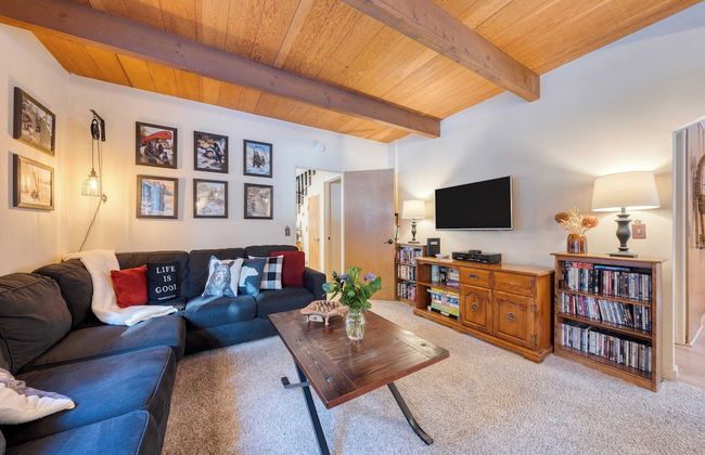 Mountain Cabin w/ Fireplace, Balcony & Easy Ski Access Bear Americana - Foto 6