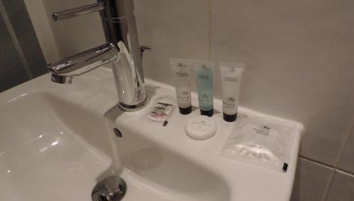 5 Bed Camberley Airport Accommodation - Foto 5