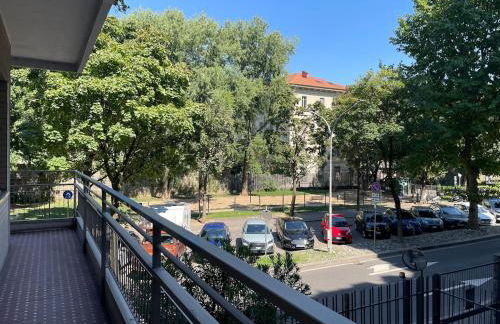 Central Modern Apartment near Lake Como with Elevator and Air Conditioning - Foto 12