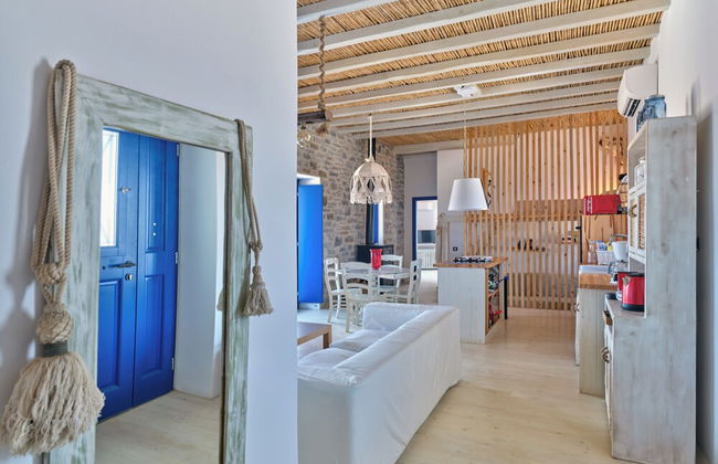 Blue and Green in Luxury - Photo 20