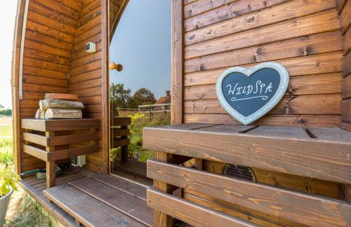 Lower Barn House at Westerlands Farm Sleeps 11 - Foto 44