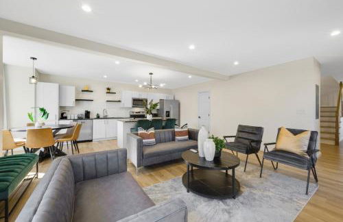 Spacious House in Prime Location - Photo 45