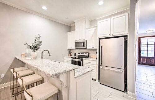 Dreamy Prairieville Townhome with Deck and Yard! - Foto 9