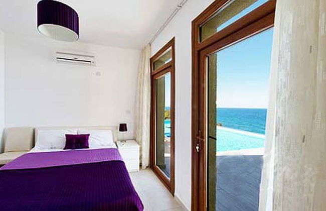 Coordinates are : 35.3480640, 33.5800703, Seacliff Villa, North Cyprus - Foto 4