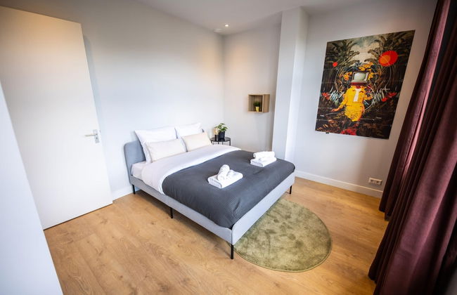 Spacious 2 Bedroom Serviced Apartments 71-77m2 - Photo 16