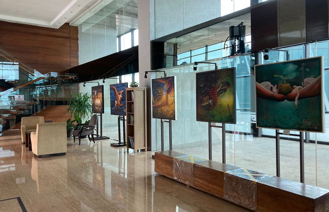 Modern 2Br Apartment At Aryaduta Residence Connected To Cito Mall - Photo 1