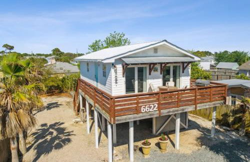 Newly Renovated 2 Bedroom Beach House Free Parking - Foto 18