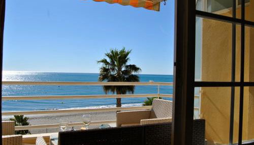 APARTAMENTO FRENTE AL MAR,PRIMERA LINEA DE PLAYA - Photo 5