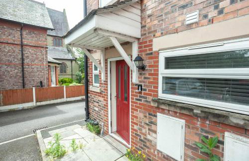 4 bed home, driveway parking ideally located in Latchford, Warrington - Executive St Marys House - Foto 42
