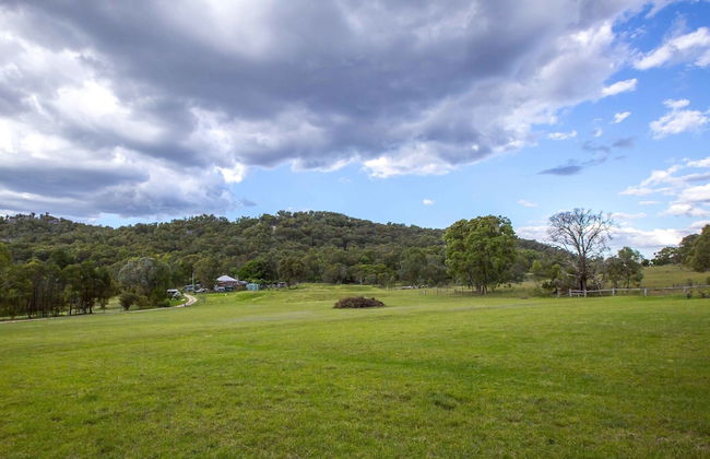 Wisteria Cottage and Cabins - Photo 32