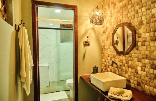 Casa da Árvore - Refúgio de Luxo com Jacuzzi e Vista para a Serra - Foto 21