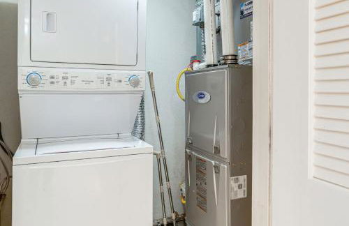 Pet-Friendly Retreat with Fenced Yard in Denver - Foto 12