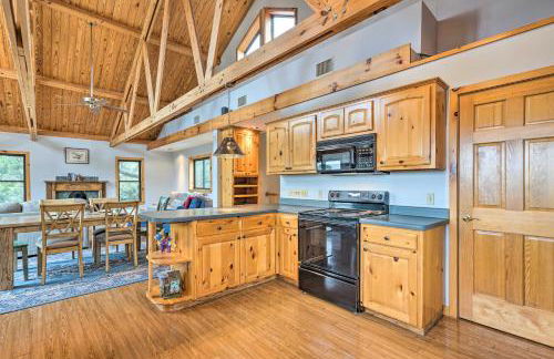 Lakehills Vacation Rental on Medina Lake - Foto 10