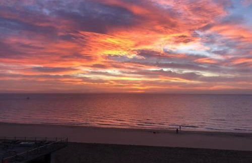 Royal Sands Ramsgate - direct beach access - Foto 10