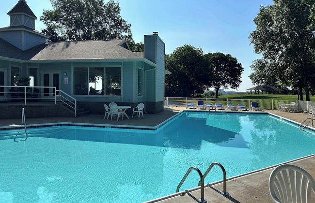 Lazy L at the Lake Chic 3 BDR Condo w/ Boat Slip - Photo 17