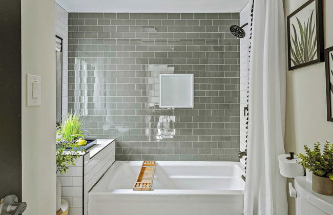 Strawberry Shores by Avantstay Lakefront Private Beach - Photo 24