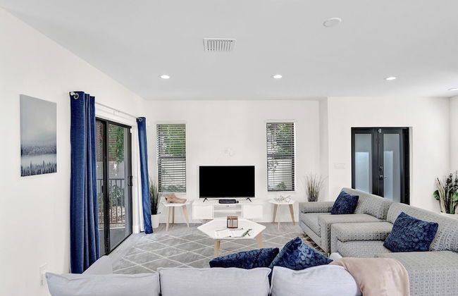 The Zen Suites - Photo 54