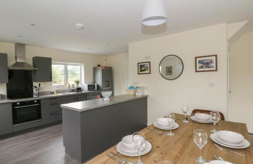 Glandwr House - Photo 7