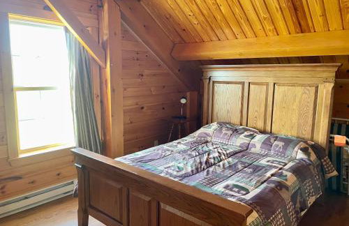 Spacious Salmon River Waterfront Lodge for 6 - Foto 20