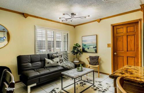 Cozy Hygge Home Centrally Located 2 King Beds - Foto 17