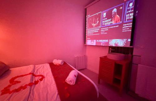 Romantique Room - Cinéma - Netflix - St Roch - Foto 19