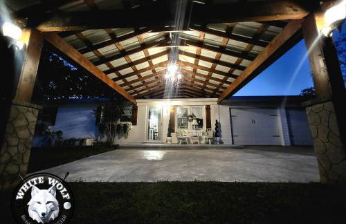 WHITE WOLF FARMHOUSE Retreat - Foto 49